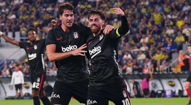 Beşiktaş, Fenerbahçe derbisini kazanarak umut verdi