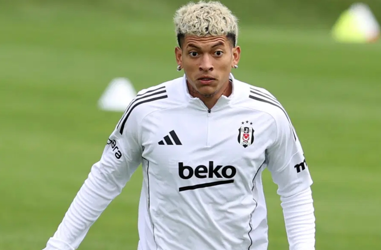 Elan Ricardo Beşiktaş'ta Geleceği Belirsiz: Kiralık Dönemde Şans Bulamadı