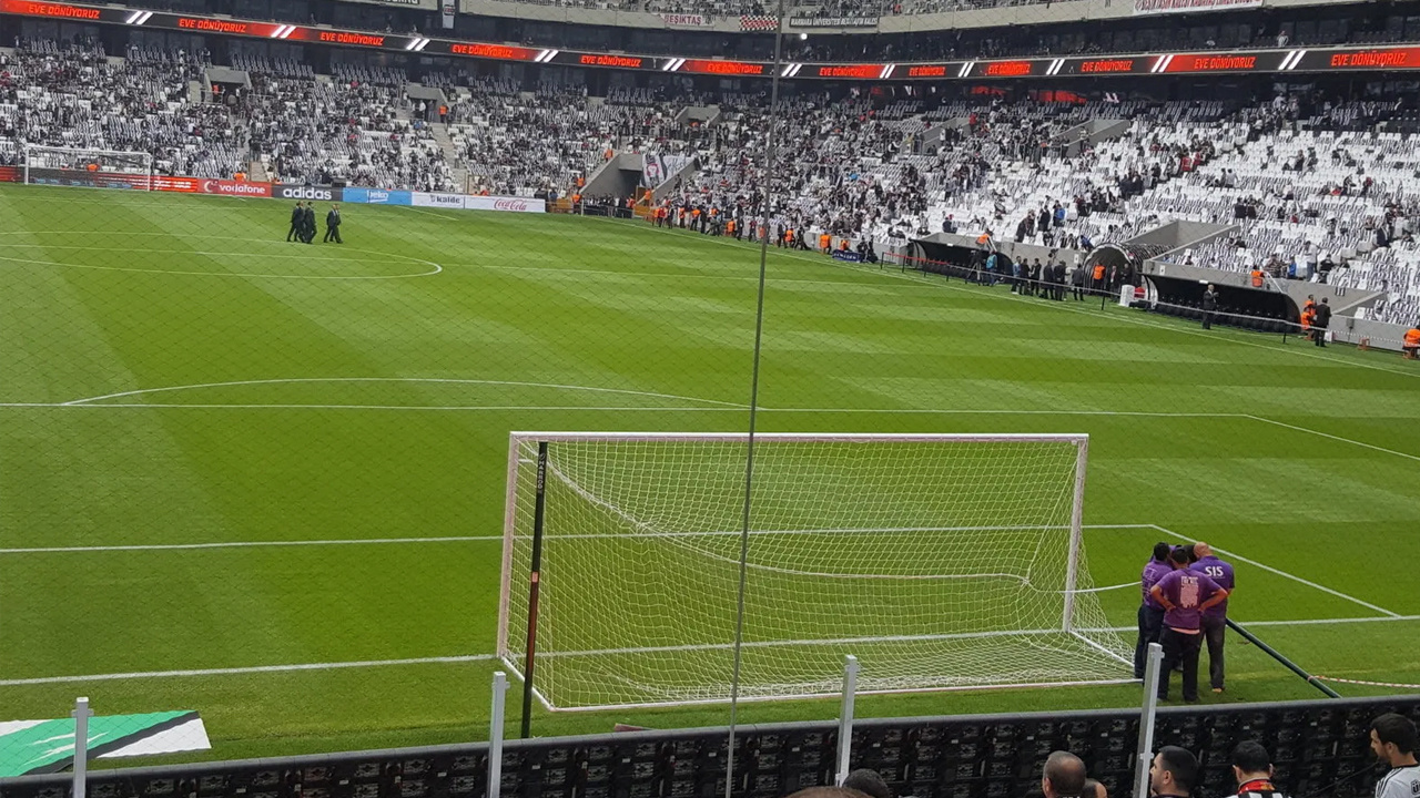 Beşiktaş, kaleye 14 milyon Euro harcadı: Nübel ve Alemdar transfer edildi