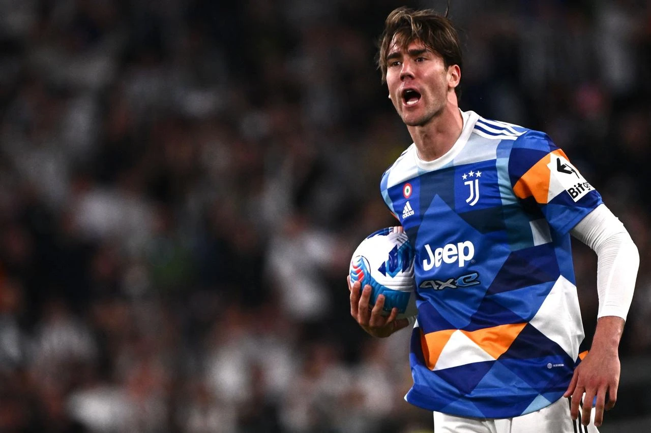 Dusan Vlahovic, Beşiktaş'a transfer için İstanbul'a geliyor!