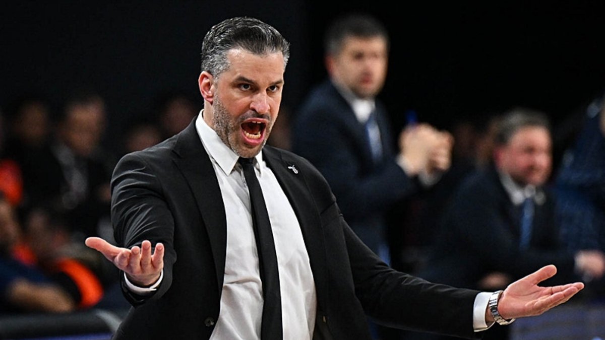 Dusan Alimpijevic'ten Fenerbahçe maçı sonrası hakem tepkisi