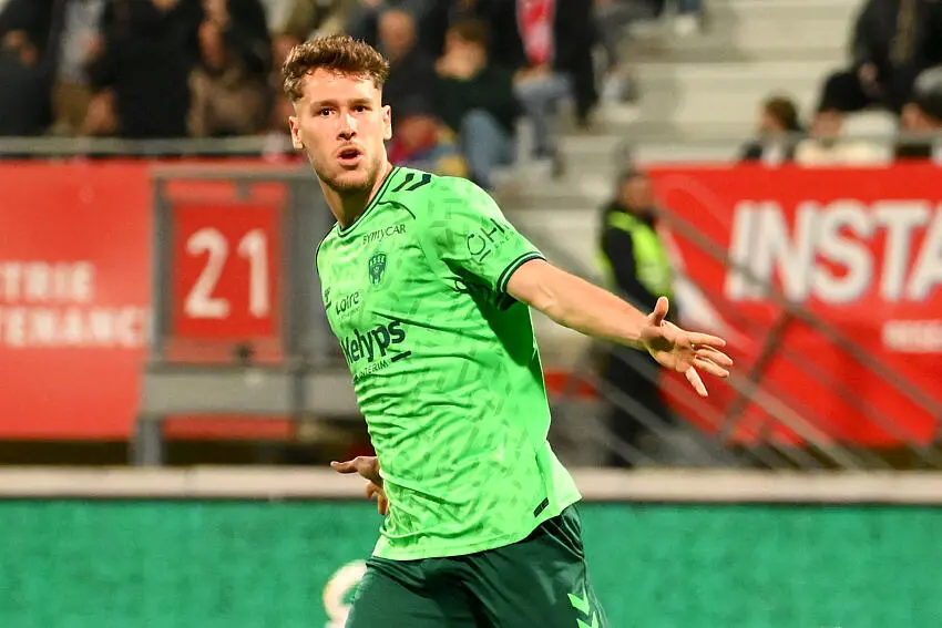 Beşiktaş, Lucas Stassin için devrede! Transfer iddiaları artıyor