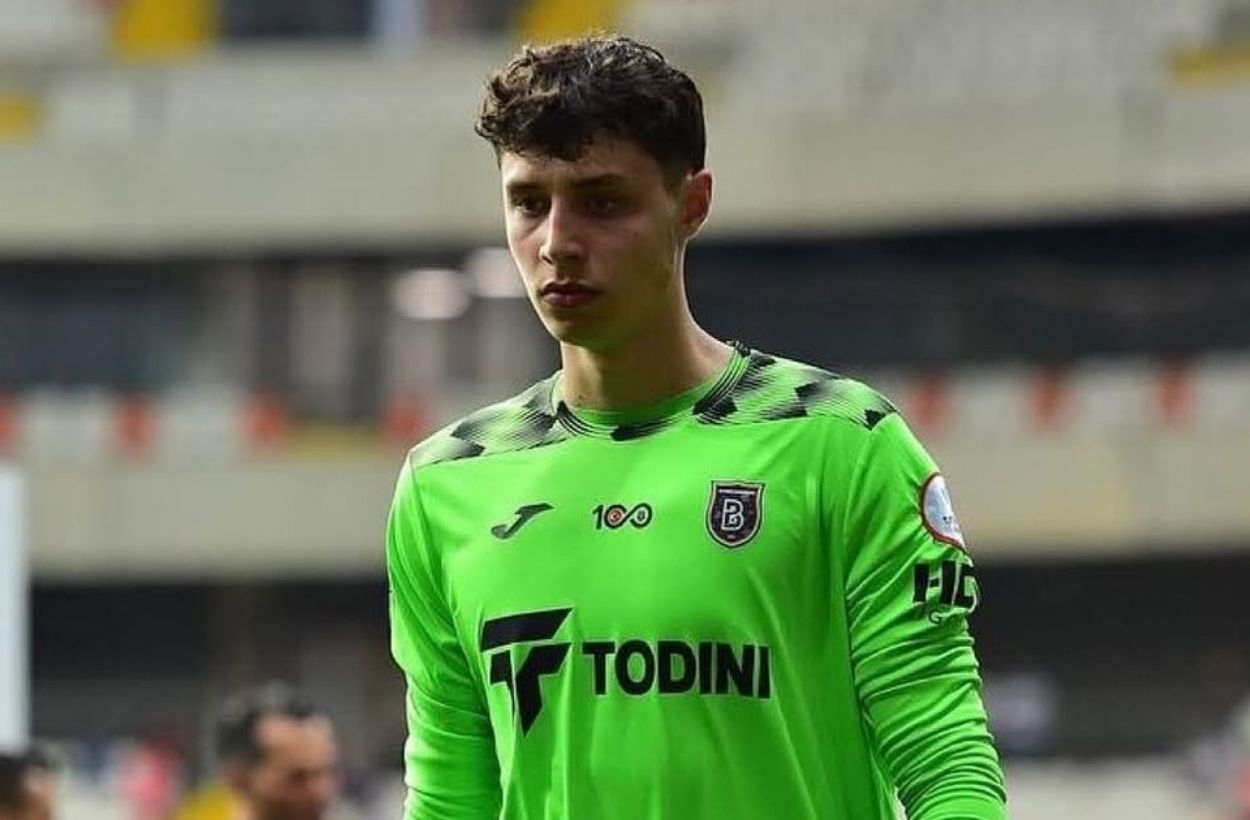 Ersin Destanoğlu Beşiktaş'tan Ayrılıyor, Yeni Kaleci Deniz Dilmen Geliyor