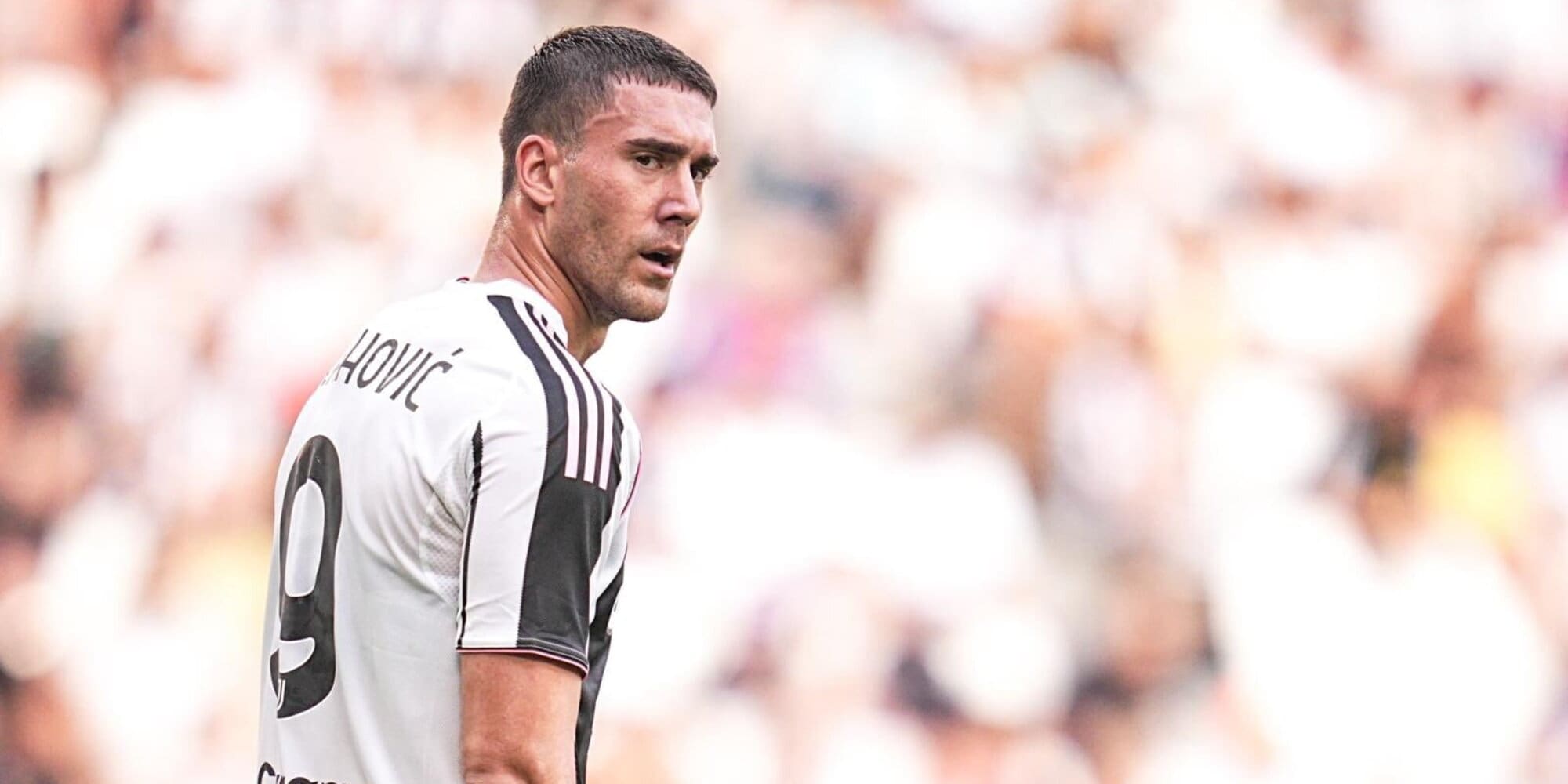 Beşiktaş Başkanı Adalı: Vlahovic için çalışıyoruz, Salah'ı almadık