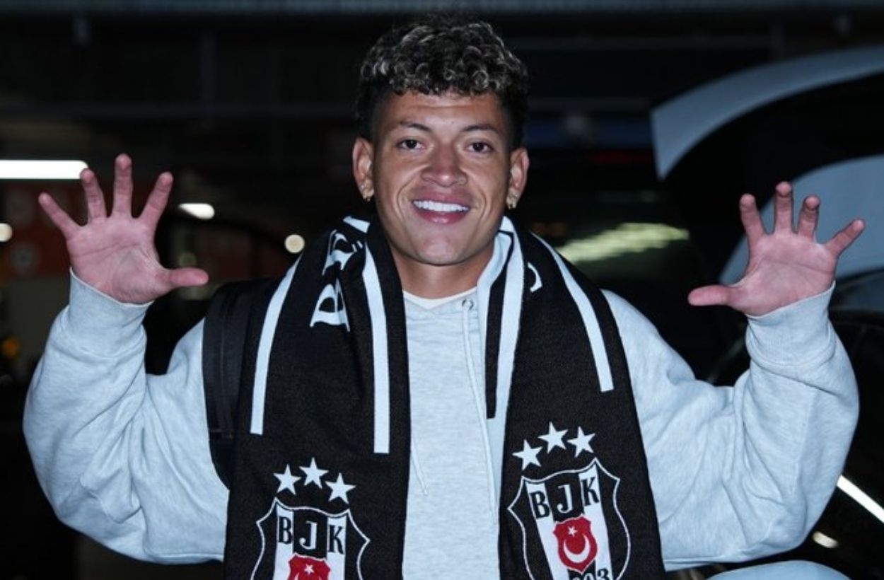 Beşiktaş, Elan Ricardo'yu ETO Futball'a kiraladı