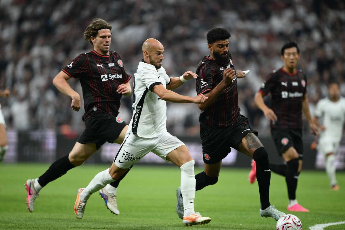 Beşiktaş, FC Midtjylland'ı 1-0 mağlup etti