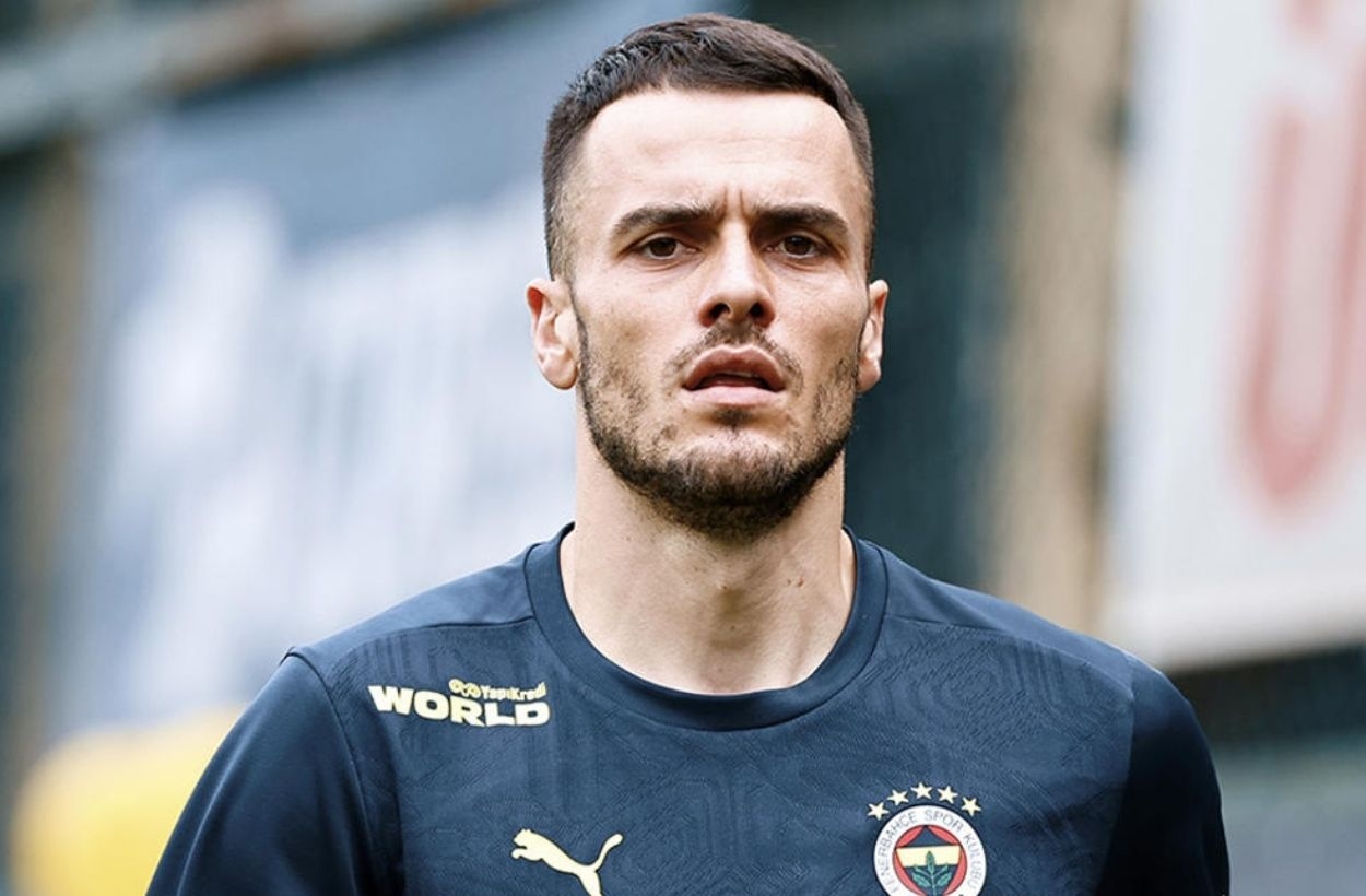 Beşiktaş, Filip Kostic ile ilgileniyor: Yaz döneminde transfer edilebilir