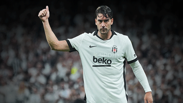 Vlahovic'in Ayrılığı İtalya'da Gündem Oldu: Eski Futbolculardan Çarpıcı Yorumlar