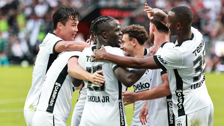 Beşiktaş, Midtjylland'ı 2-0 yenerek üst tura yükseldi