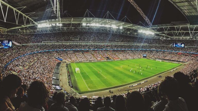 Trossard, Arsenal'dan Beşiktaş'a 18 milyon euroya transfer oldu