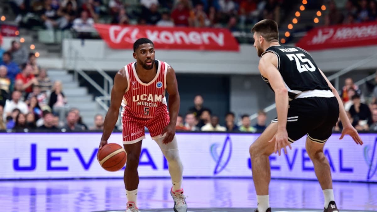 DeJulius, Beşiktaş'a kiralandı; UCAM Murcia kontrolü elinde tutuyor