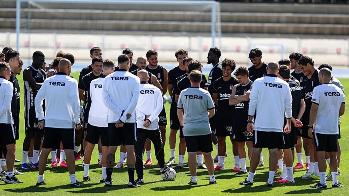 Beşiktaş, Slovakya'da 35'er dakikadan iki hazırlık maçı yapacak