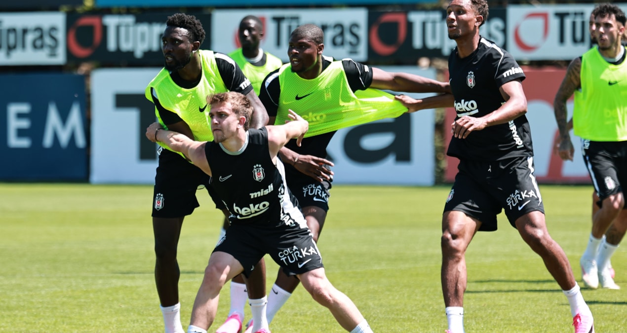 Beşiktaş, Hradec Kralove Maçı İçin Hazırlıklarını Tamamlıyor