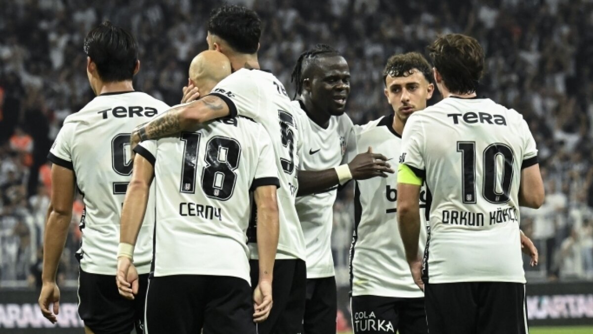 Beşiktaş'ın 68 Yıllık Süper Lig Macerası: 16 Şampiyonluk ve Rekorlar