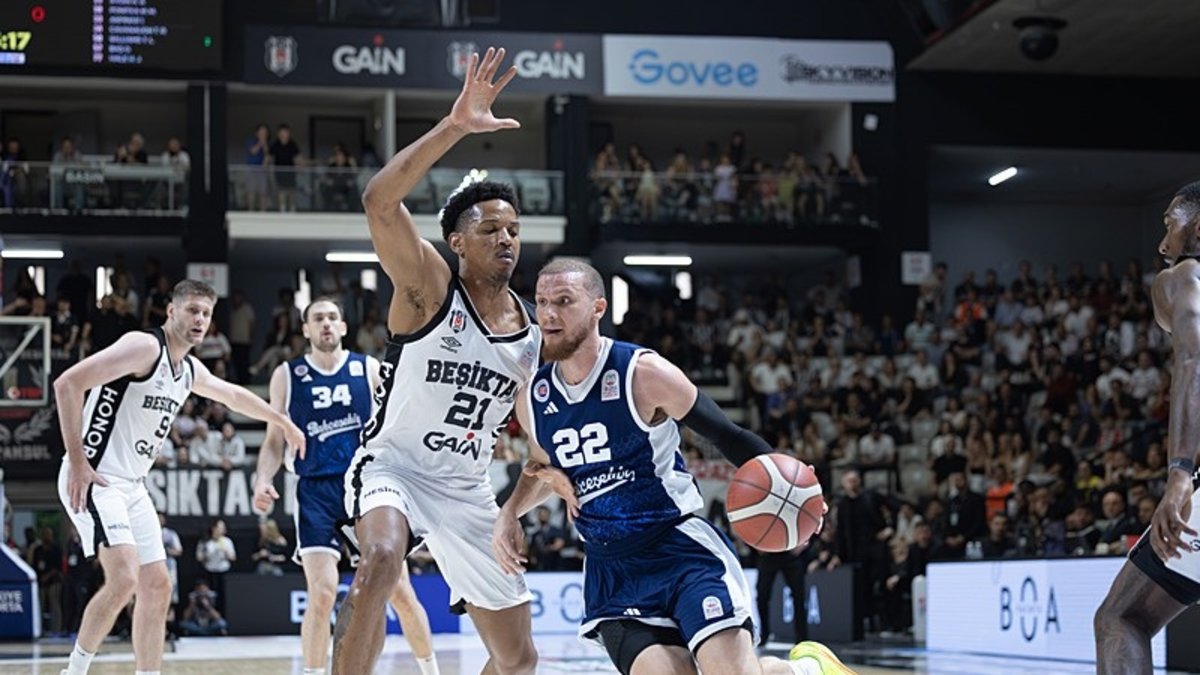 Beşiktaş GAİN, Bahçeşehir Koleji'ni 82-79 yenerek seride 1-0 öne geçti
