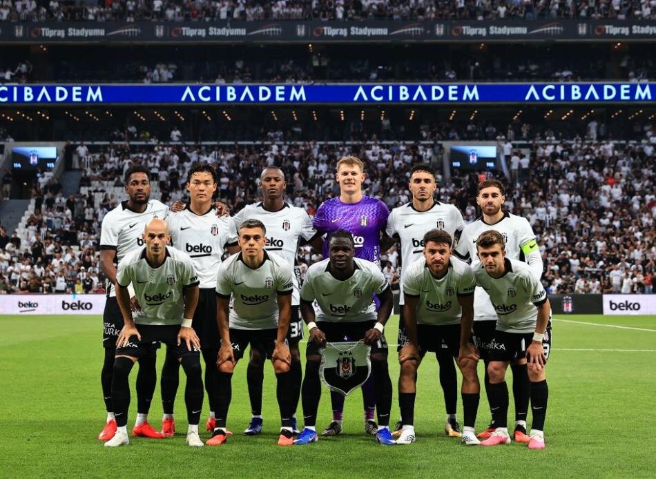 Beşiktaş'ta Kontenjan Mesaisi: 2 Transfer İçin Zor Matematik