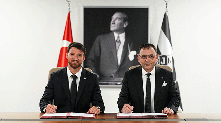 Beşiktaş, Salih Özcan ile 3+1 yıllık sözleşme imzaladı