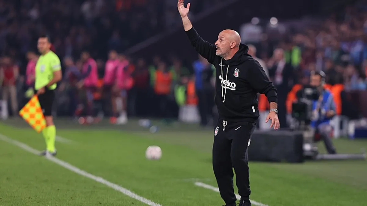 Beşiktaş, Trabzonspor'a 2-0 mağlup oldu: Bitiricilik sorunu dikkat çekti