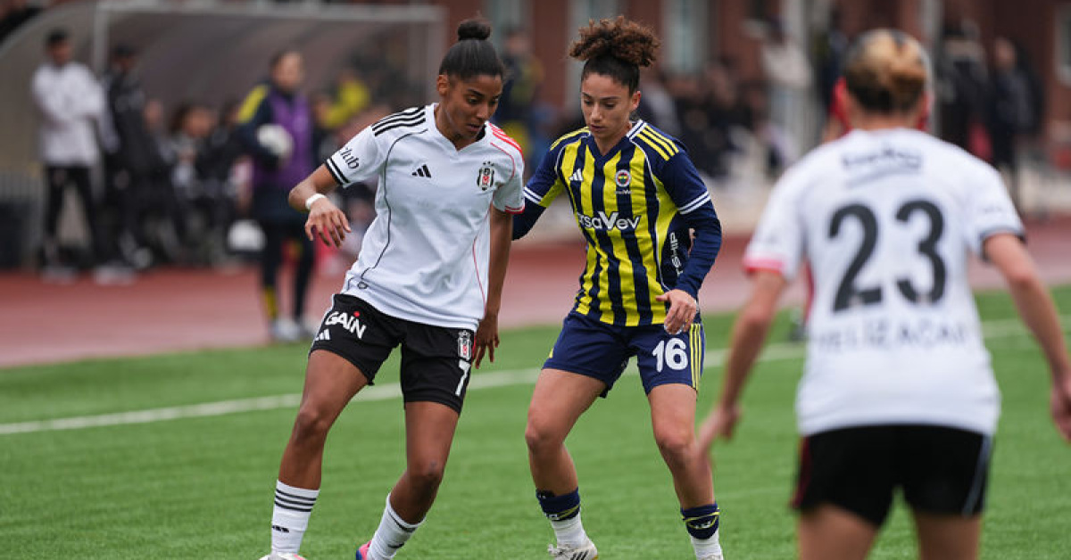 Beşiktaş ve Fenerbahçe Kadın Futbol Takımları Derbide Karşılaşıyor