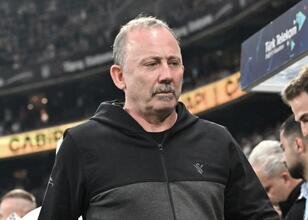 Beşiktaş'ta Sergen Yalçın belirsizliği: Başkan kararsız kaldı