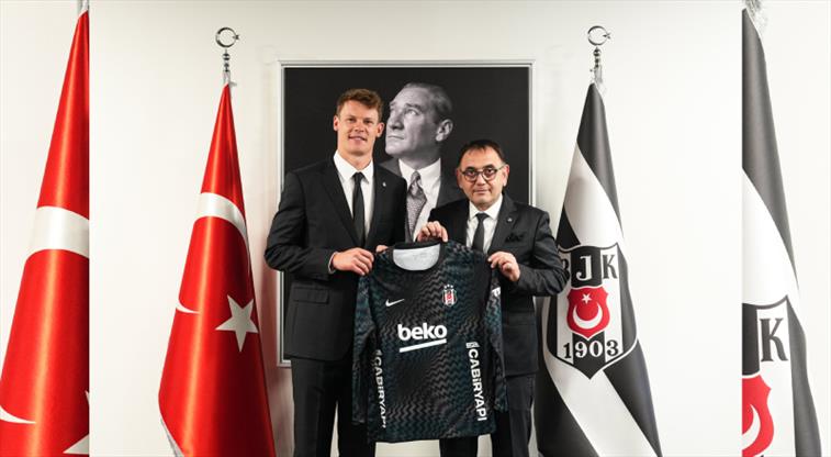 Alexander Nübel: Beşiktaş taraftarının coşkusunu hissetmek için sabırsızlanıyorum