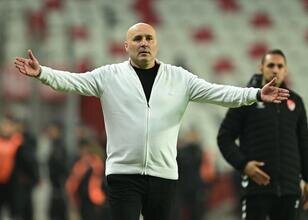 Antalyaspor Teknik Direktörü Uğurlu'dan Beşiktaş Maçı Öncesi Açıklamalar