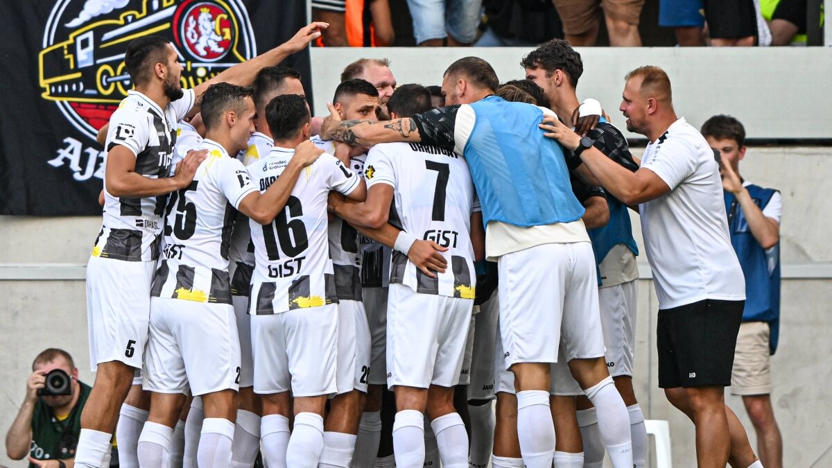 Beşiktaş'ın UEFA Avrupa Ligi'ndeki rakibi Hradec Kralove oldu