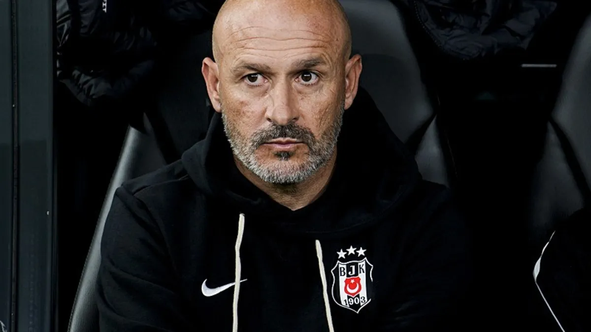Gaetano Castrovilli, Vincenzo Italiano'yu övdü: 'Ne yapacağını biliyor'