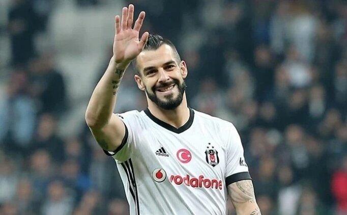 Alvaro Negredo: Beşiktaş'a gözüm kapalı giderim!
