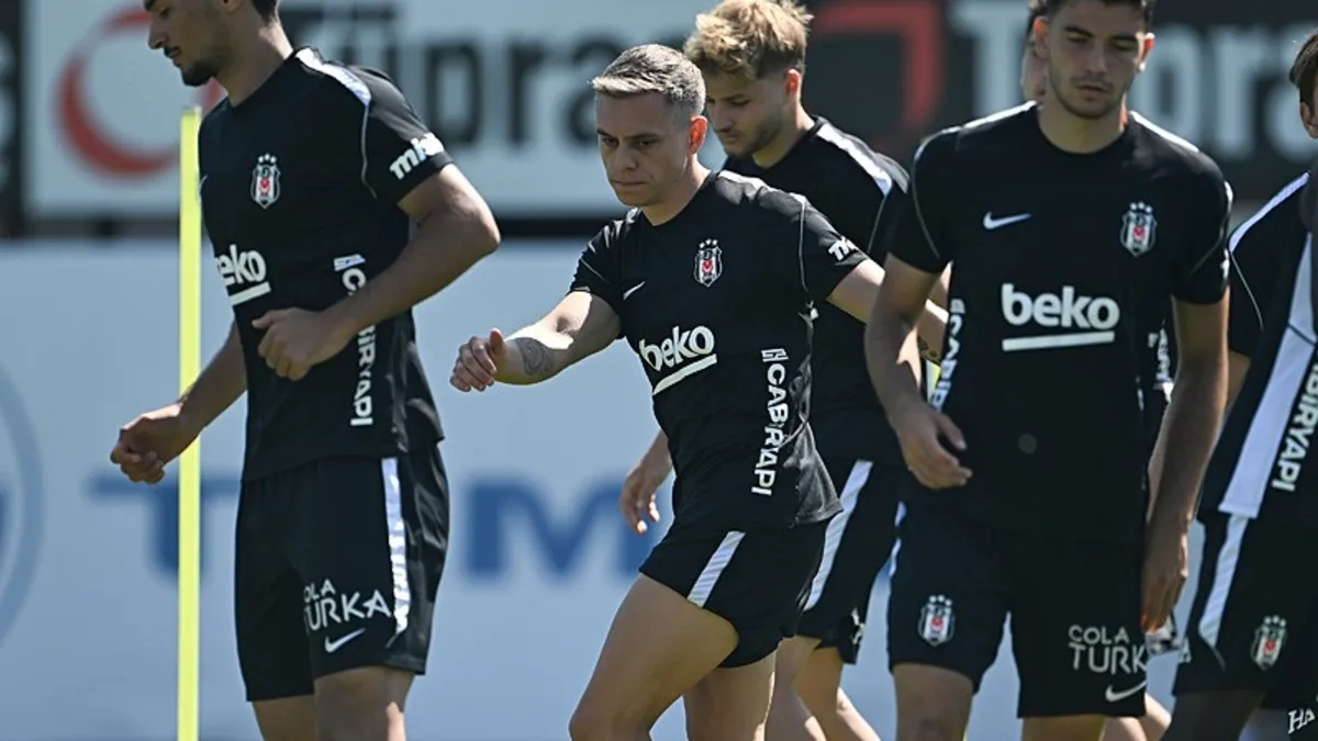 Beşiktaş'ta Leandro Trossard'ın Lisansı Çıktı!