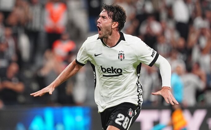 Dusan Vlahovic, Beşiktaş'ta taraftarların gönlünü fethetti