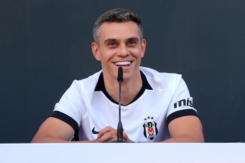 Trossard'ın kaydıyla ilgili sorun yok, Beşiktaş başkanı açıkladı