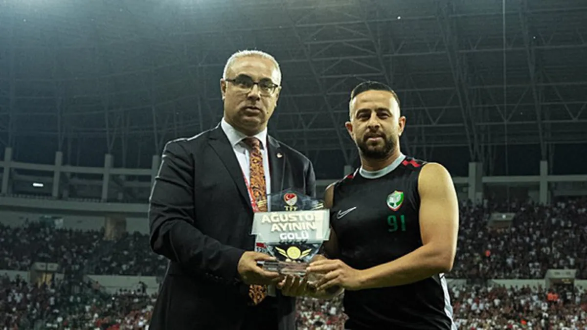 Dia Saba, Ağustos Ayının Golü Ödülünü Beşiktaş Maçı Öncesi Aldı