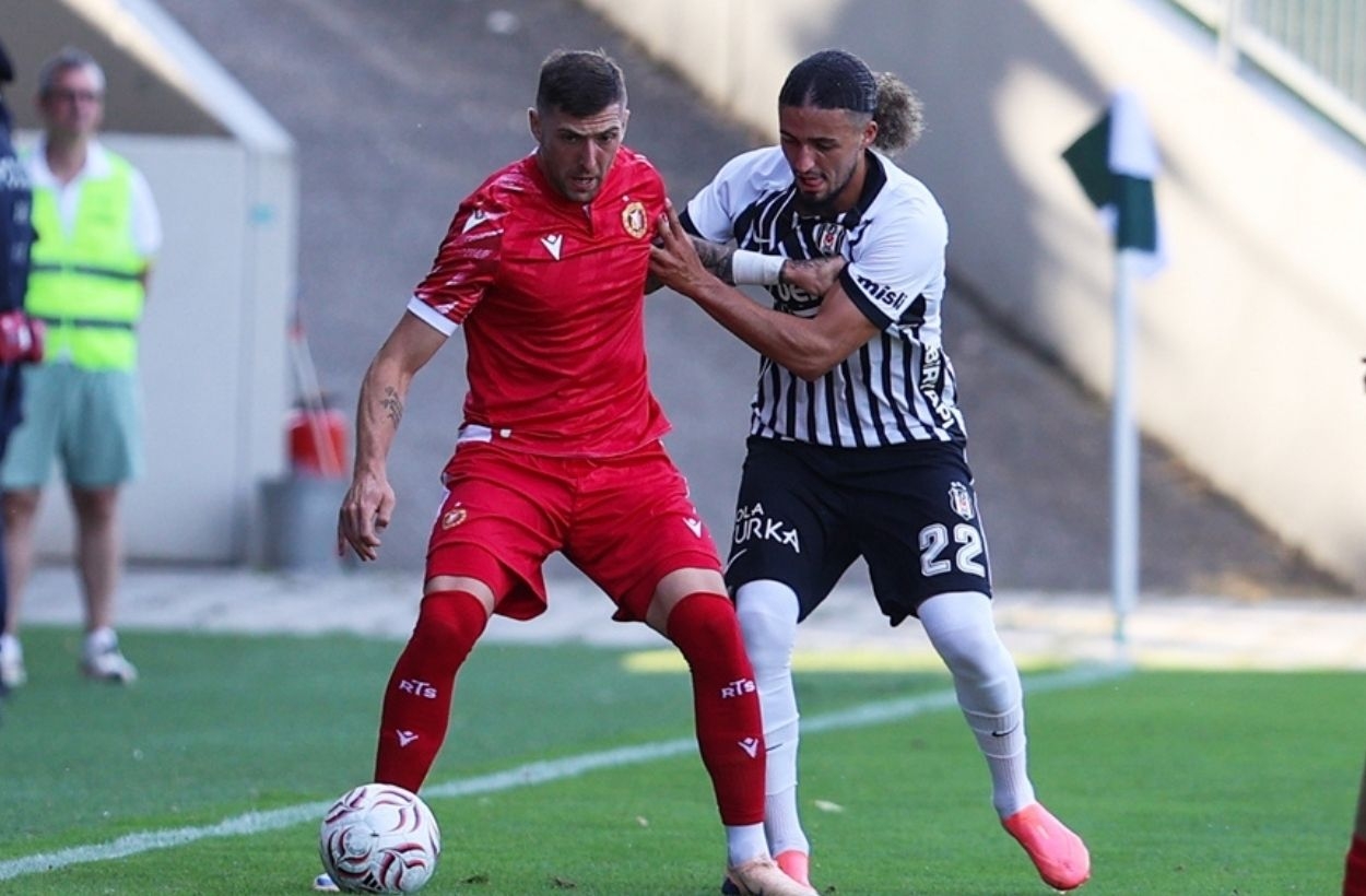 Beşiktaş, Widzew Lodz'a 2-0 mağlup oldu