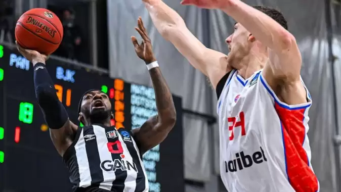 Beşiktaş'tan Yunanistan'da tarihi maç! Kulüp rekorları kırarak çeyrek finale yükseldi