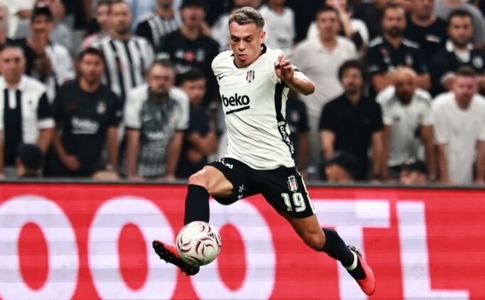 Beşiktaş, Hradec Kralove'yi 1-0 yenerek play-off turuna yükseldi