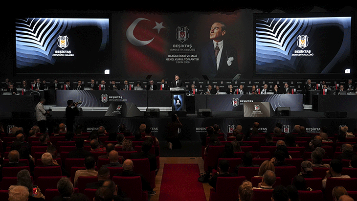 Beşiktaş Başkanı Serdal Adalı İdari ve Mali Genel Kurul'da İbra Edildi