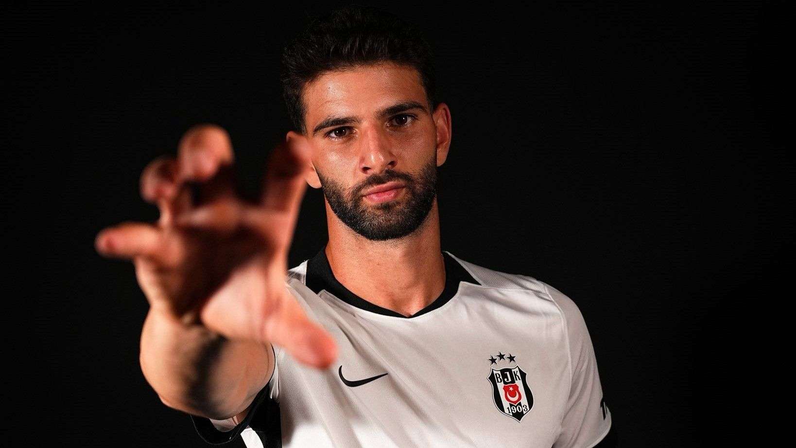 Beşiktaş'ın yeni transferi Ümit Akdağ, Hoffenheim karşısında ilk maçına çıktı