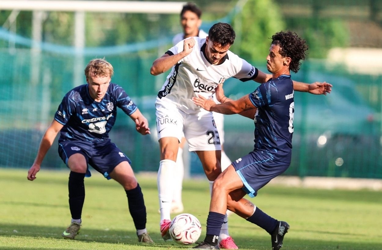 Beşiktaş, Macar ekibiyle 0-0 berabere kaldı: Endişeler arttı