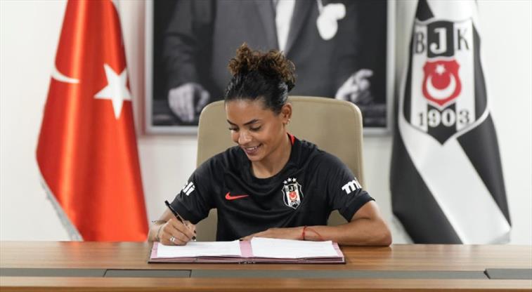 Beşiktaş Kadın Futbol Takımı, Rafaela Sudre'yi transfer etti