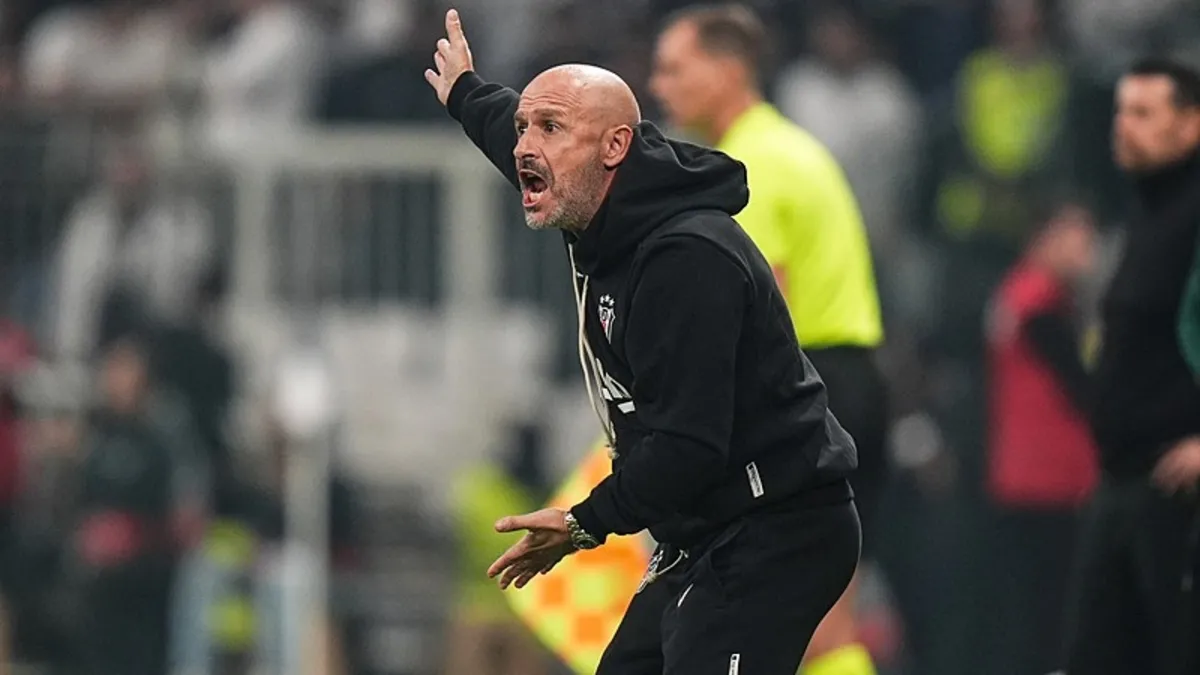 Vincenzo İtaliano: Beşiktaş'ın bir kimliği olmalı