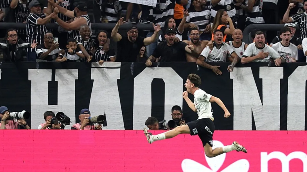 Breno Bidon Beşiktaş'a transfer olmuyor, Corinthians'ta kalacak