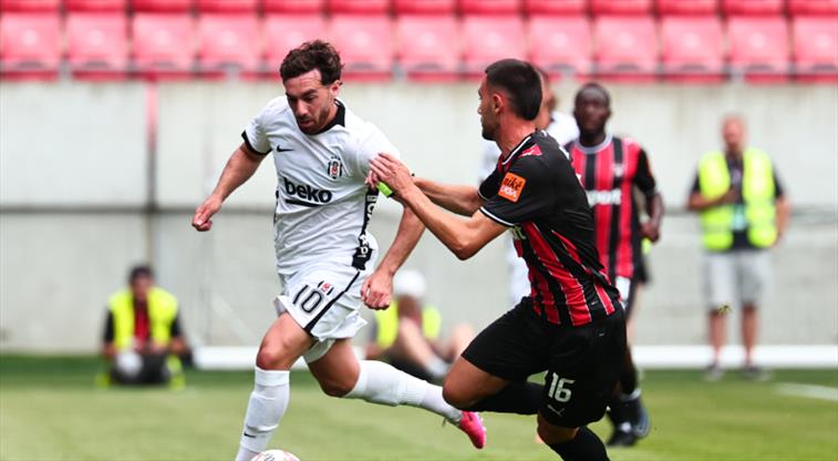 Beşiktaş, Spartak Trnava'ya 3-2 mağlup oldu