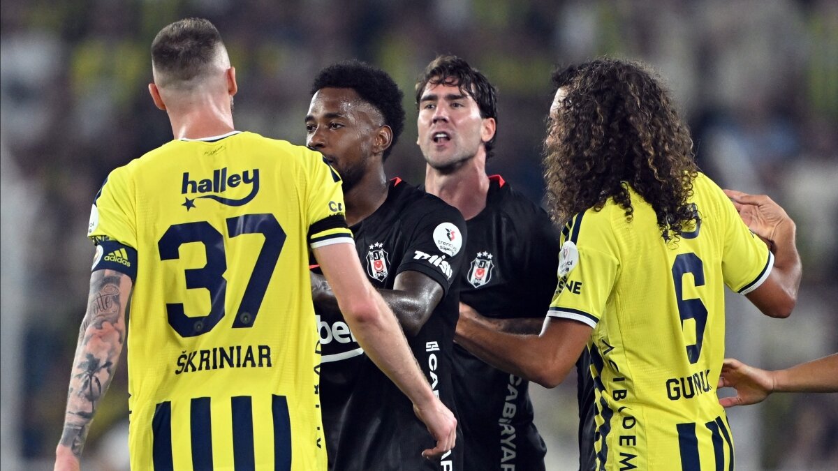 Beşiktaş, Fenerbahçe'yi 2-1 yenerek derbide büyük üstünlük sağladı