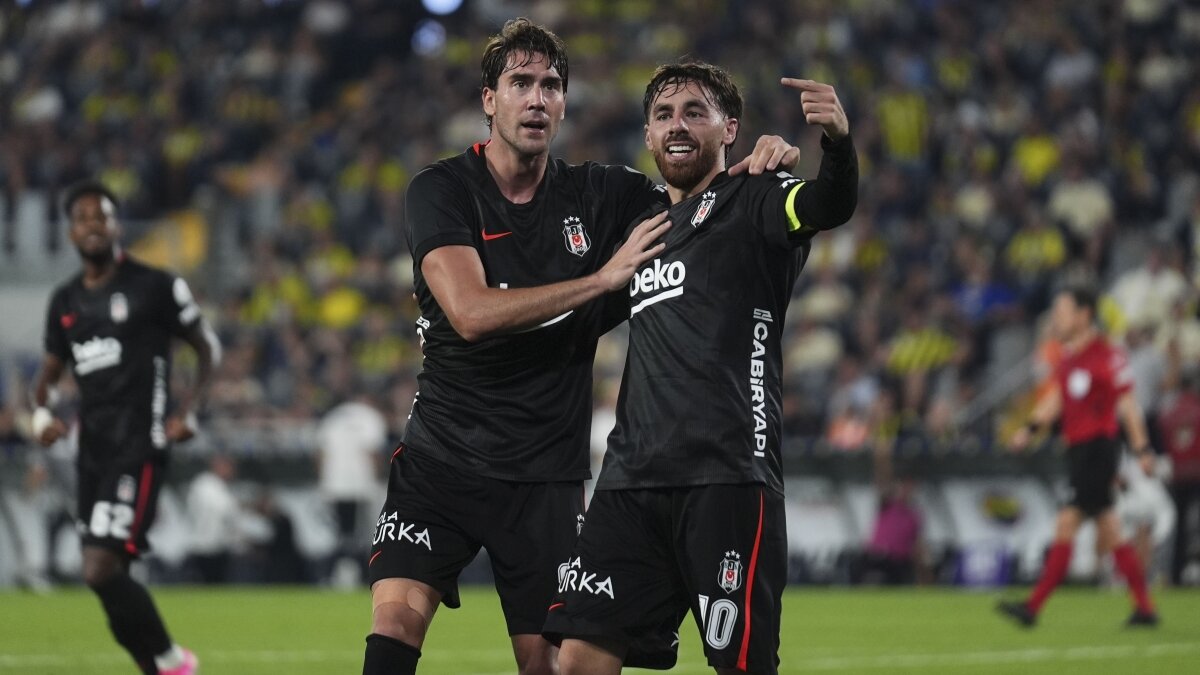 Beşiktaş, 2026-27 sezonunda 11 maçta 9 galibiyetle dikkat çekti