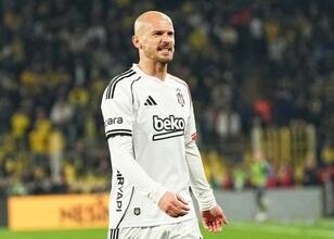 Beşiktaş'ın kanat oyuncuları gol yollarında sessiz kaldı