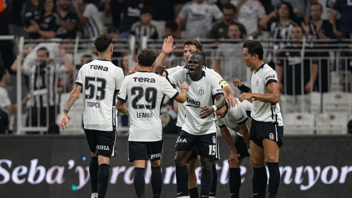 Beşiktaş, Süper Lig'de Eyüpspor ile Sezonu Açıyor