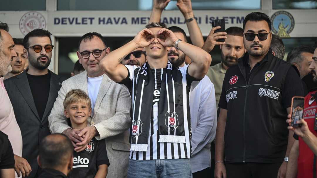 Trossard, Arsenal'dan Beşiktaş'a 18 milyon euroya transfer oldu