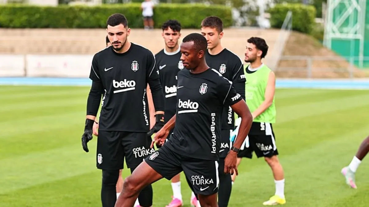 Tiago Djalo'dan Beşiktaş'ın yeni teknik direktörü Italiano'ya övgü dolu sözler