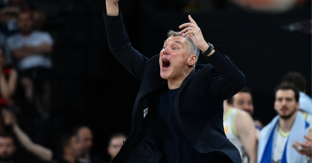 Sarunas Jasikevicius, Beşiktaş ile Fenerbahçe maçında diskalifiye oldu